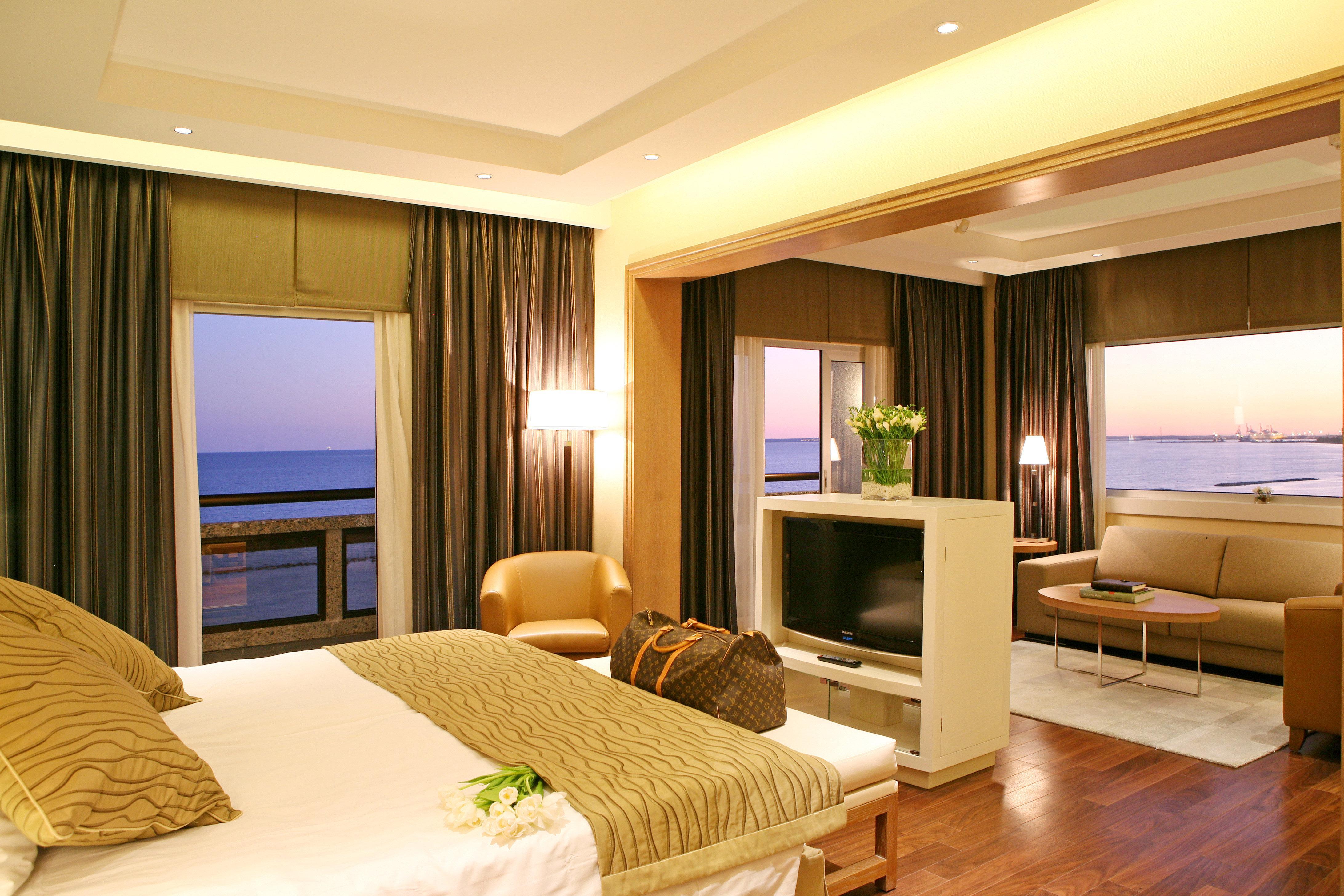 Crowne Plaza Limassol By Ihg Hotell Eksteriør bilde