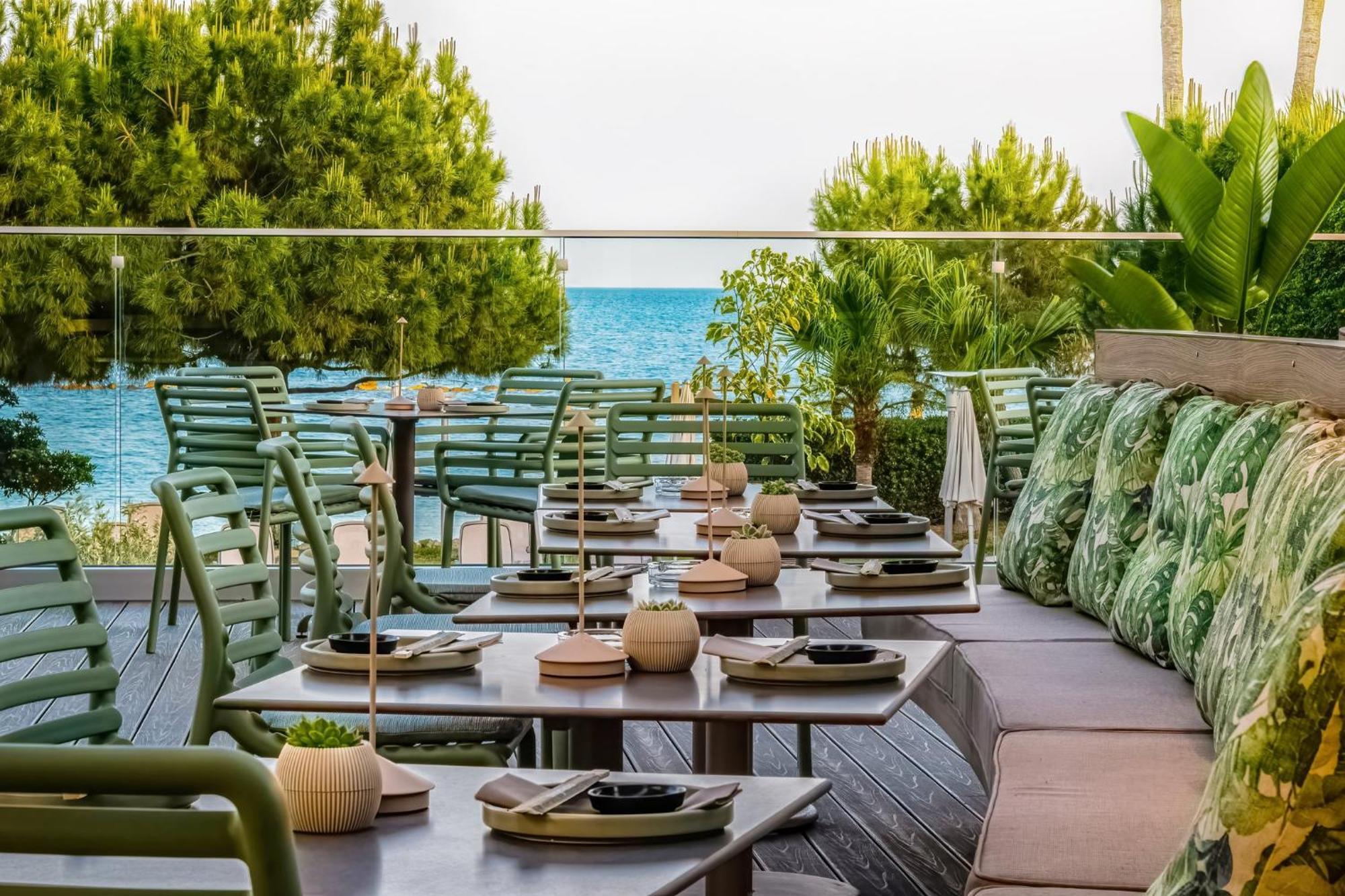 Crowne Plaza Limassol By Ihg Hotell Eksteriør bilde